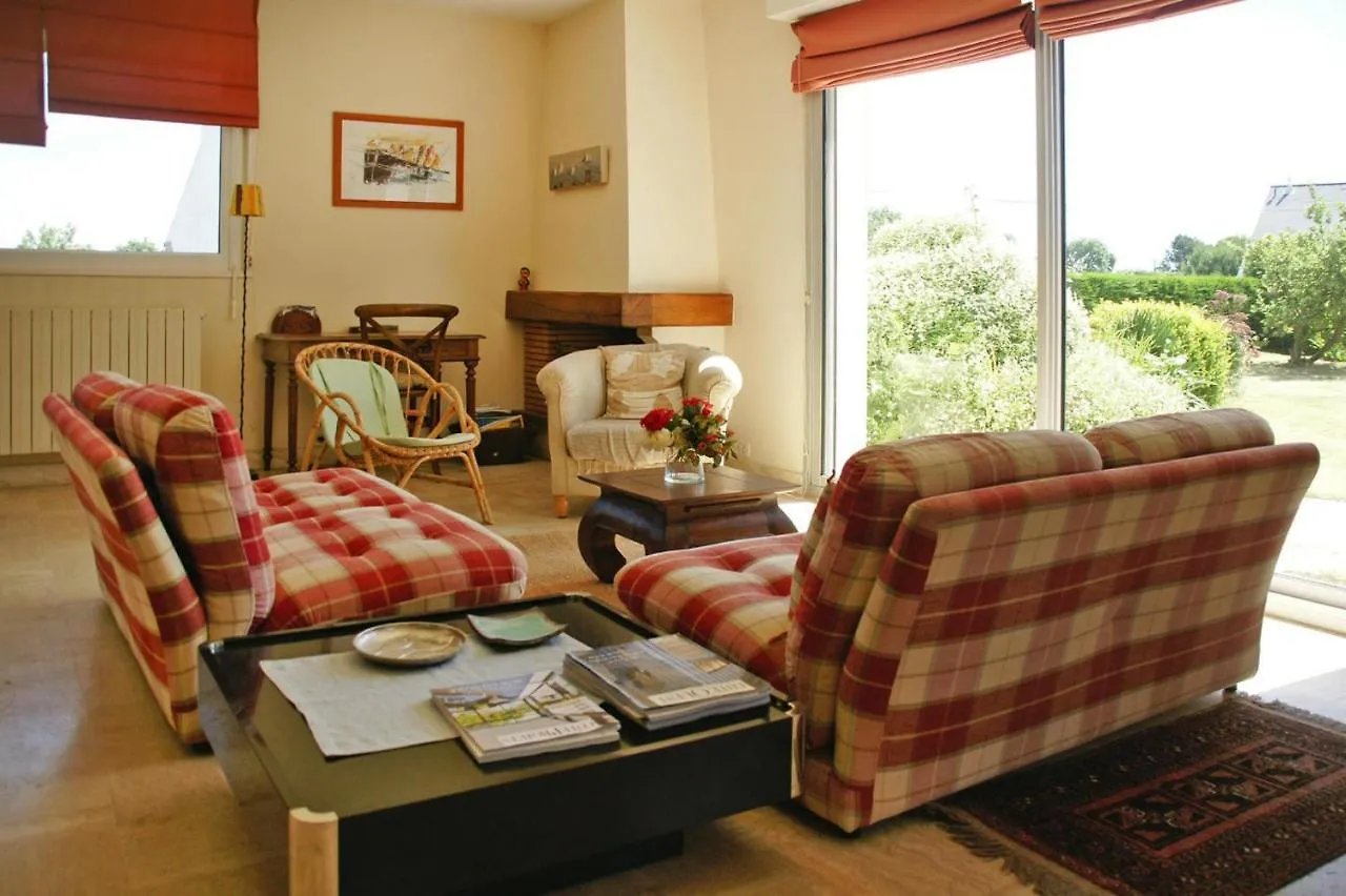 Holiday Home Near Village Centre And Beach Plougasnou